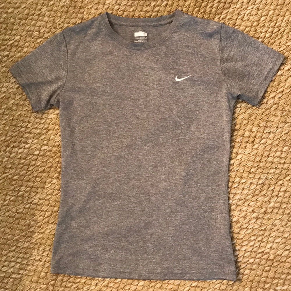 Nike FitDry Shirt, XS 0-2.